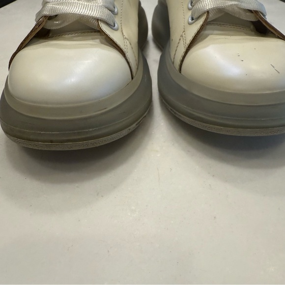 Alexander McQueen Men’s Oversized Sneaker White Iridescent EU 42 US 9 - Picture 10 of 16